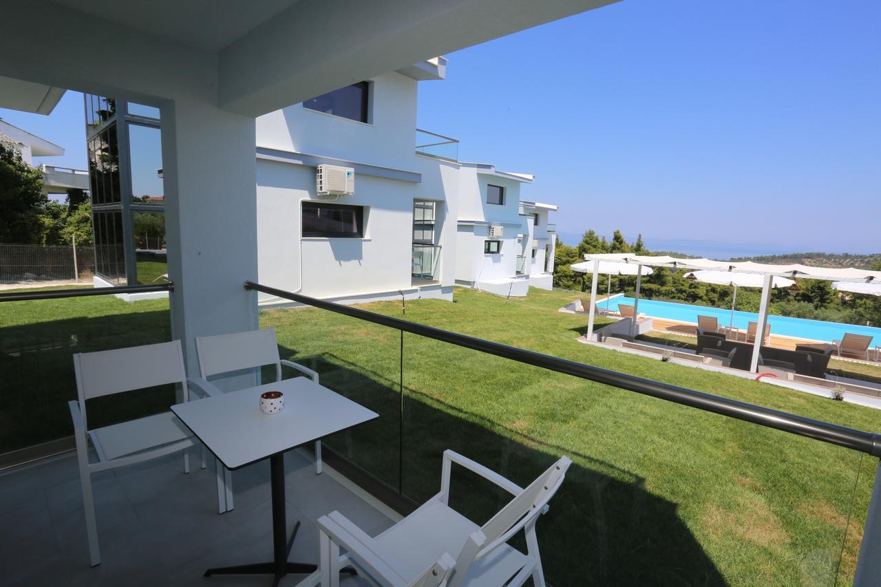 Blue Avenue Aparthotel Paliouri Ngoại thất bức ảnh