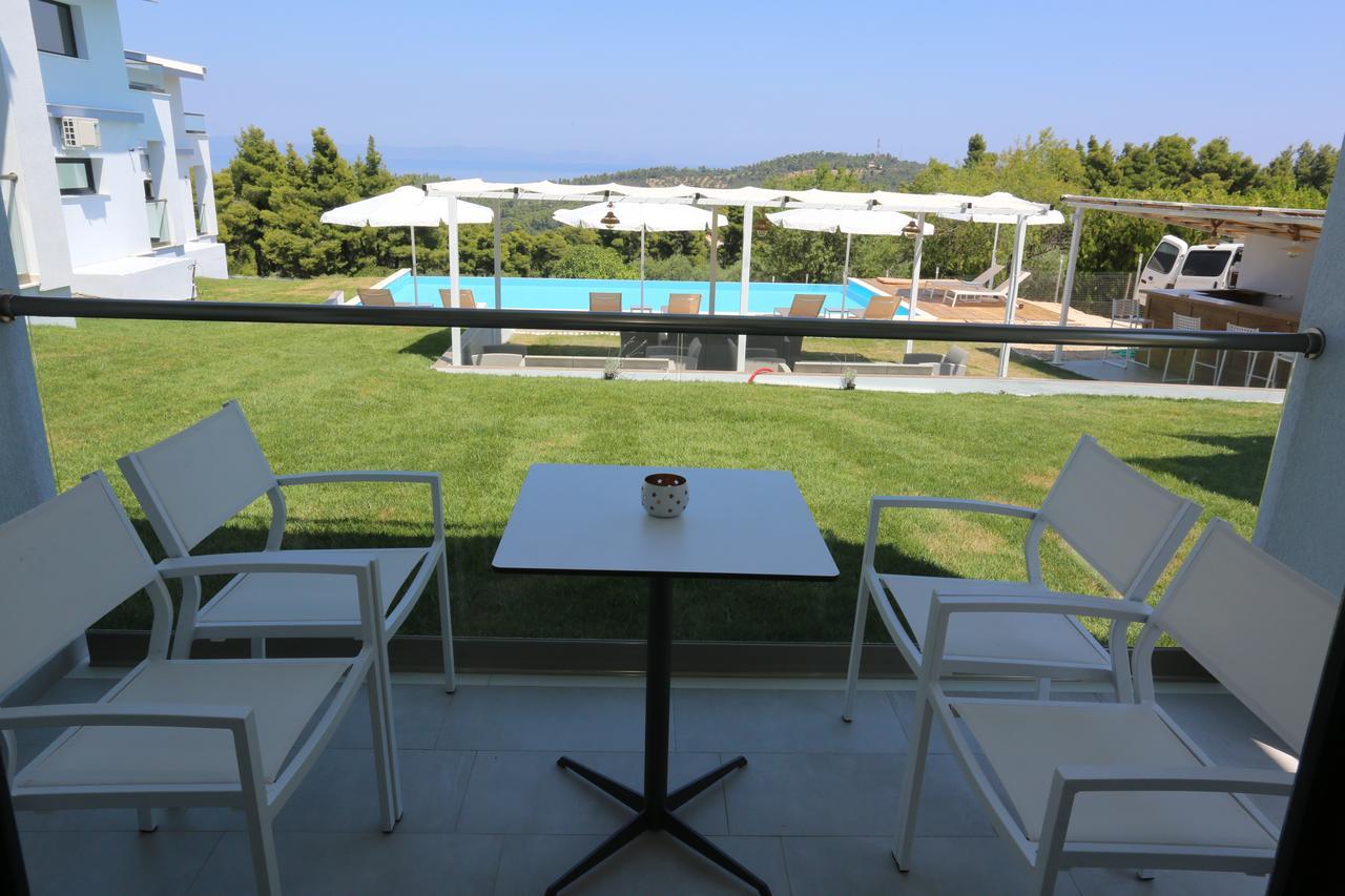 Blue Avenue Aparthotel Paliouri Ngoại thất bức ảnh